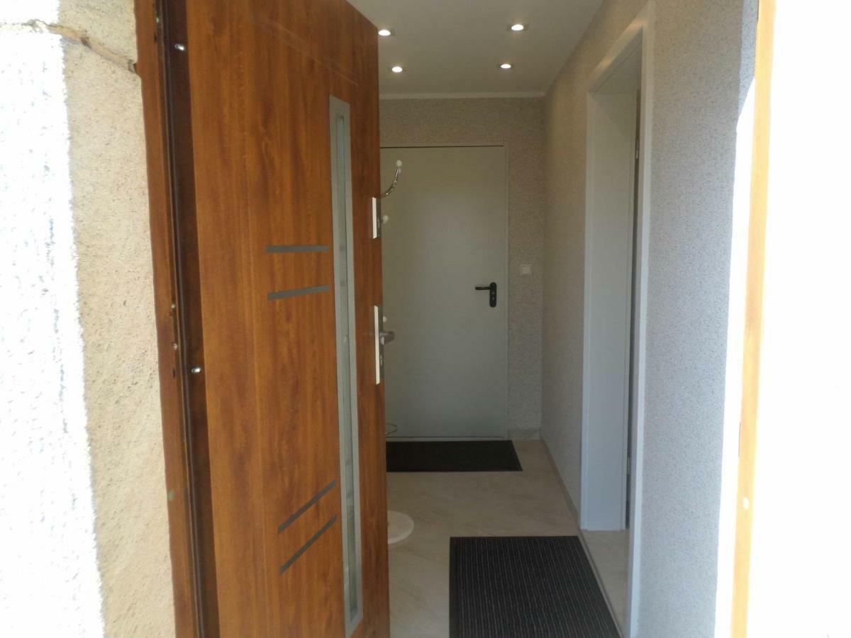 1 Zi. Apartment Naehe Flughafen/Messe Stuttgart 24H Waldenbuch Eksteriør bilde